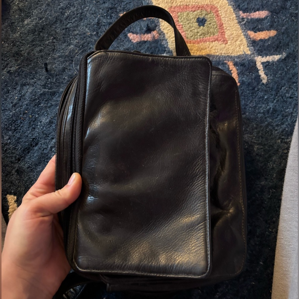 Perlina Black Leather Crossbody Bag